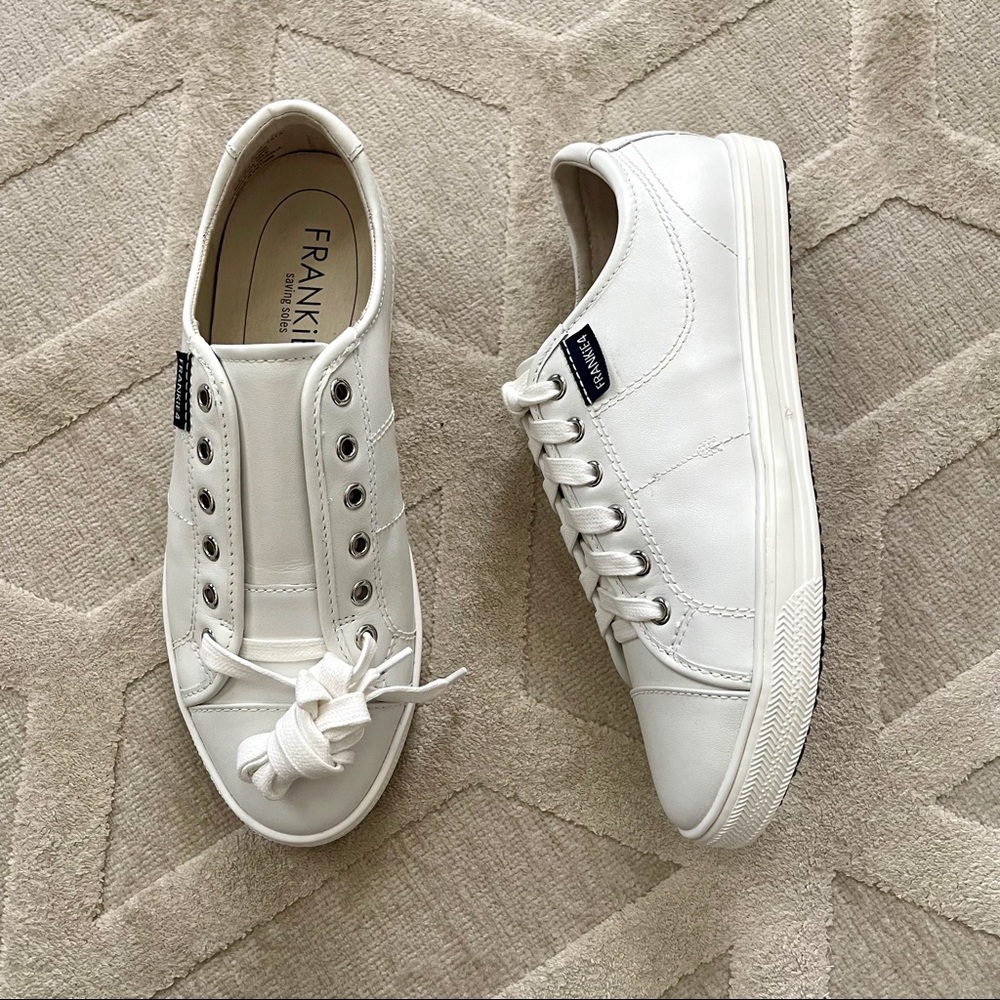 White sneakers by Frankie4